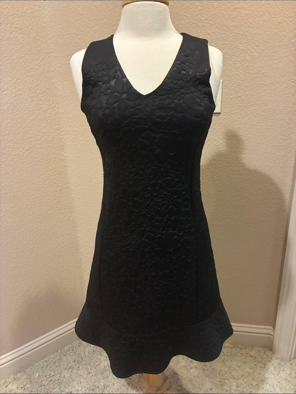 MICHAEL Michael Kors Black Textured V-Neck Mini Dress